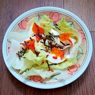 レタスとゆで卵と干し桜えびの和風サラダ